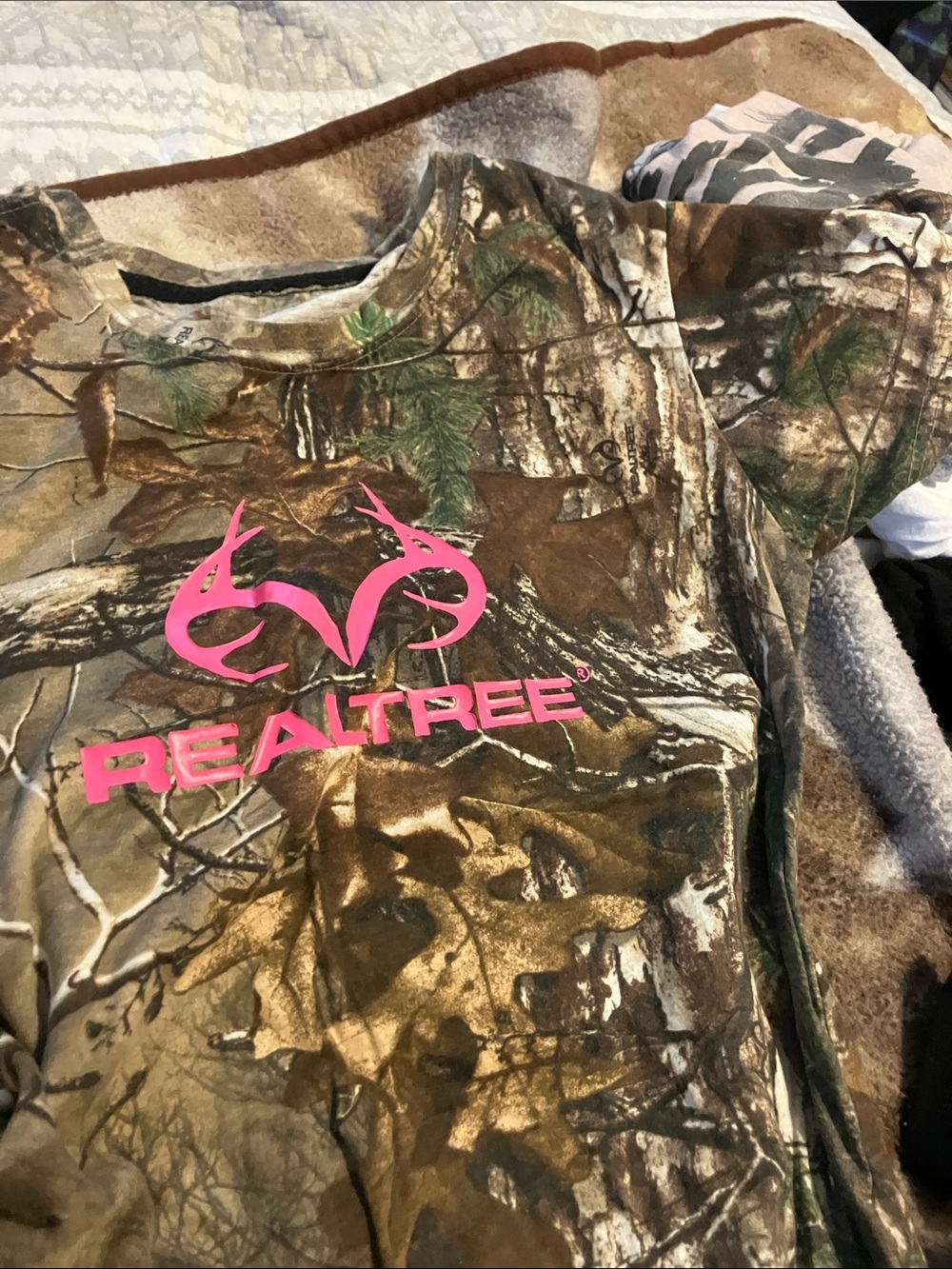 Realtree Camo Short Sleeve Tee with Pink Logo